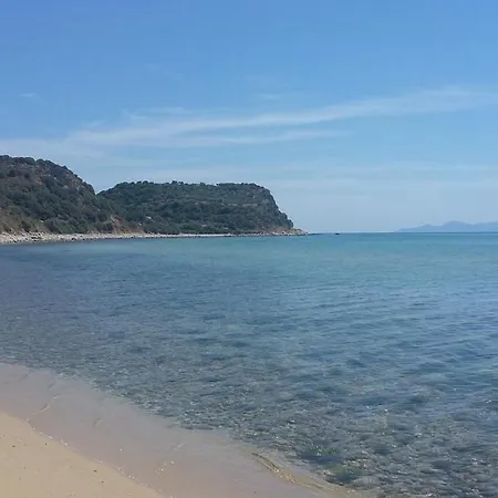 The L Vila Néa Péramos